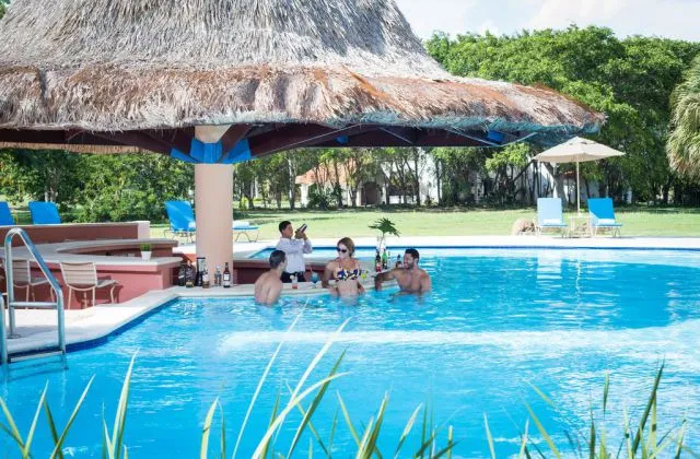 Hotel Hodelpa Garden Suite Dominican Republic pool